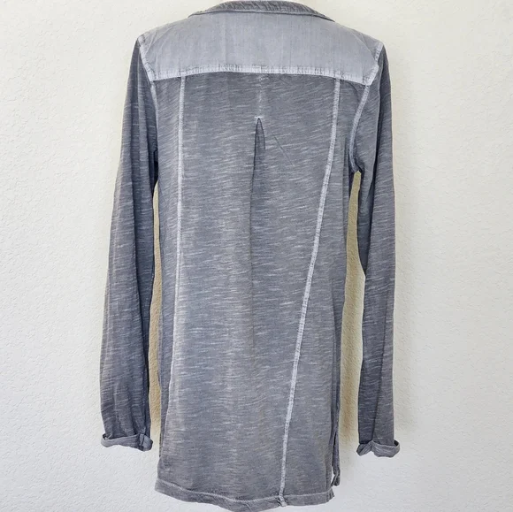 Natural reflections long-sleeved top. Size medium. Grey. - Picture 3 of 9